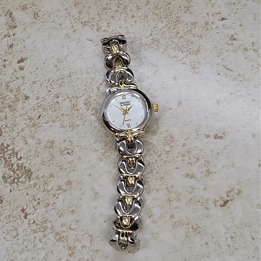 New Embassy By Gruen Ladies Watch Two Tone Link Bracelet Band GEM 1456